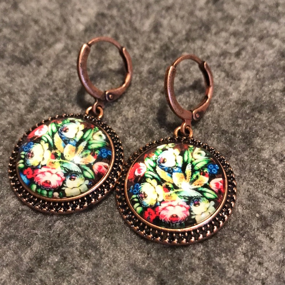 NEW! Floral print earrings